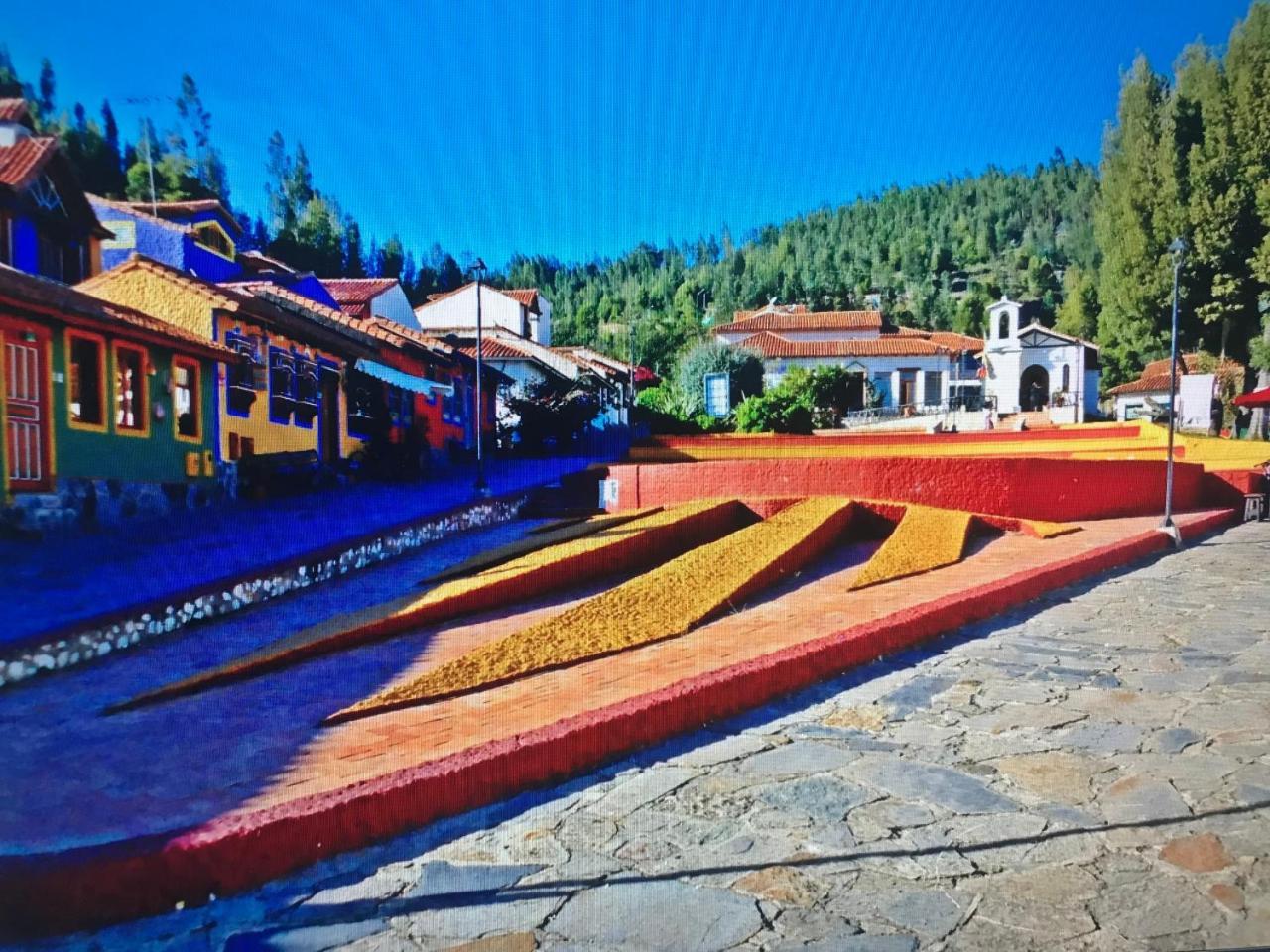 Casa Posada Maestro Carlos Aranguren Дуитама Экстерьер фото